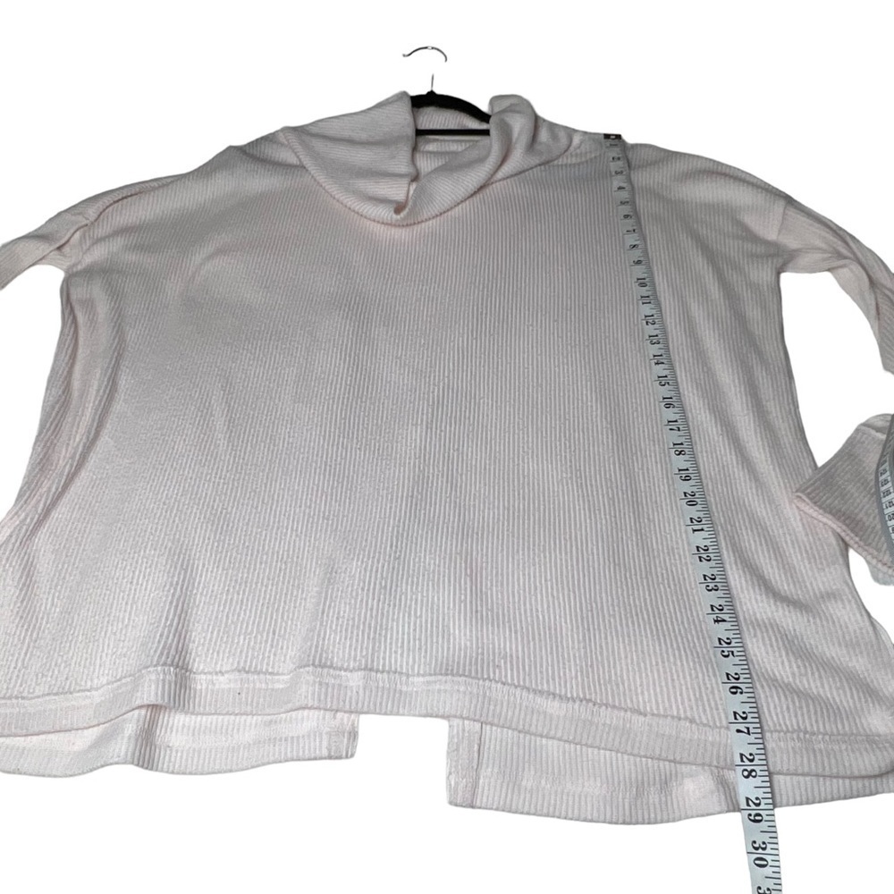We the Free People Pink Slouchy Sweater Soft Boho Hippie Easter ValentineClassic - Picture 6 of 8